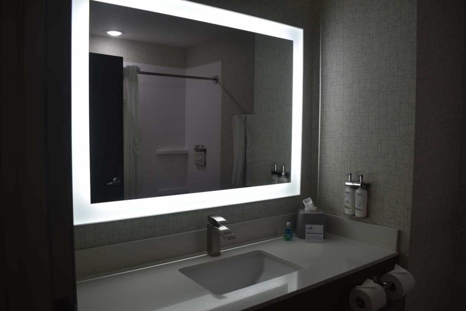 Holiday Inn Express Hotel & Suites Mcpherson By Ihg Zewnętrze zdjęcie
